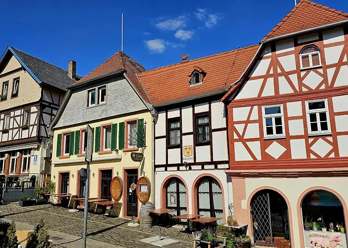 Uhrturm *